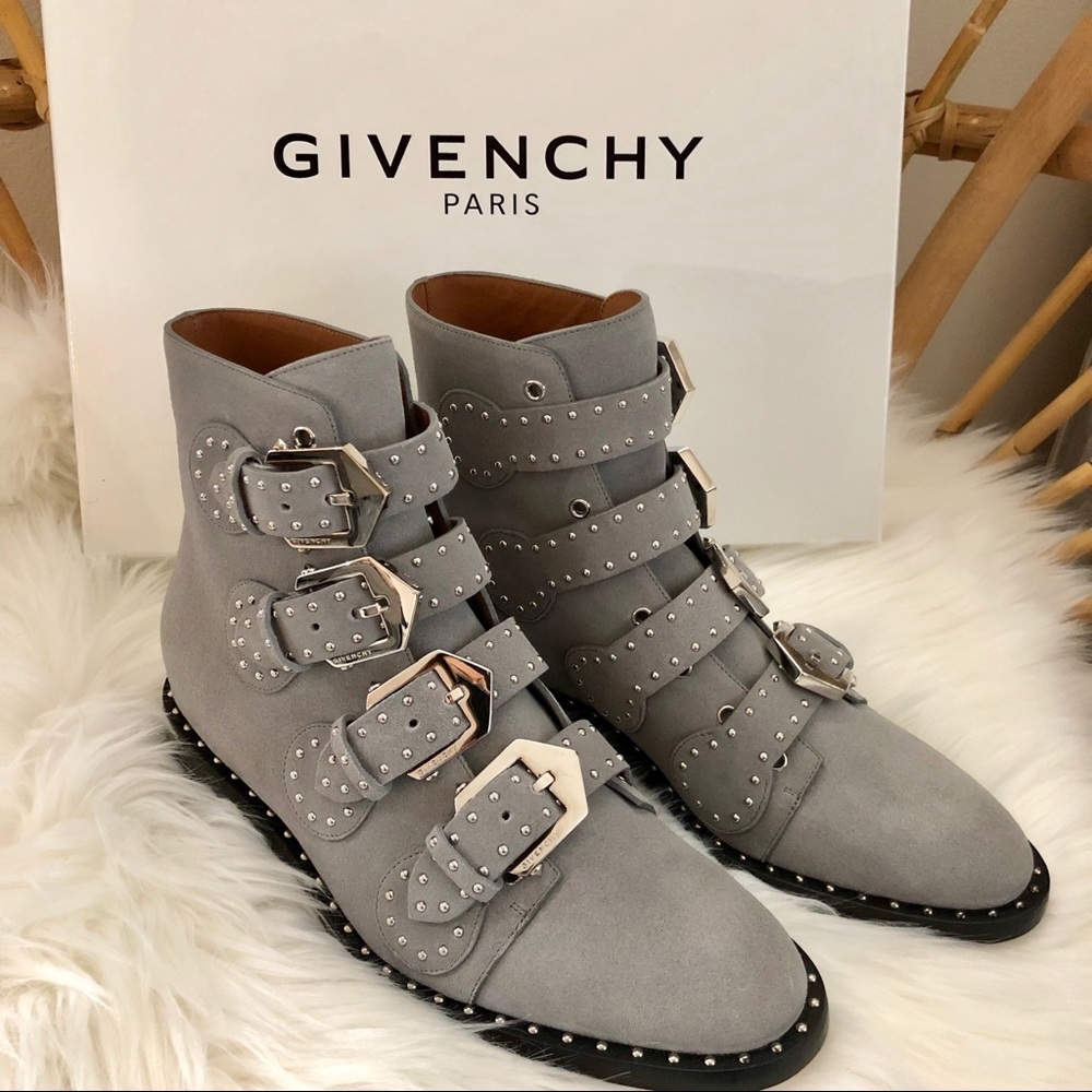 🔥PRICE DROP! Givenchy Prue buckle boots - Picture 1 of 8